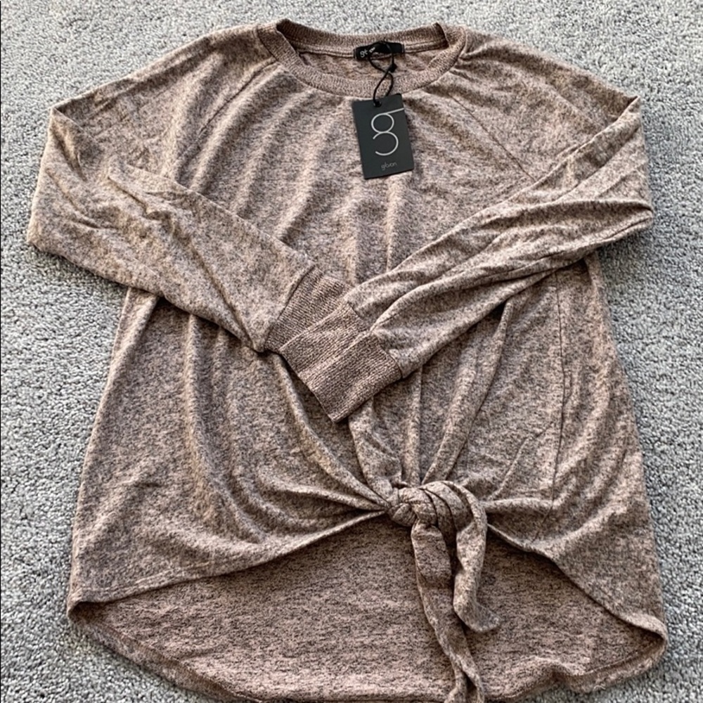 Gibson Tie knot shirt
